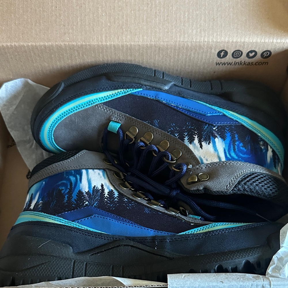 Inkkas Men's Blue and Black Forest Boots